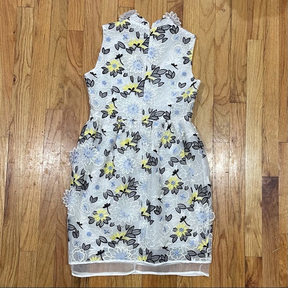Chicwish Floral Dress Small White Yellow Black - Picture 2 of 4
